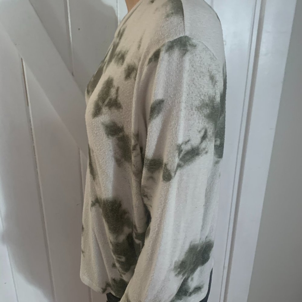 SUPER CUTE WOMENS CLOUD CHASER TOP SZ S - Picture 5 of 5